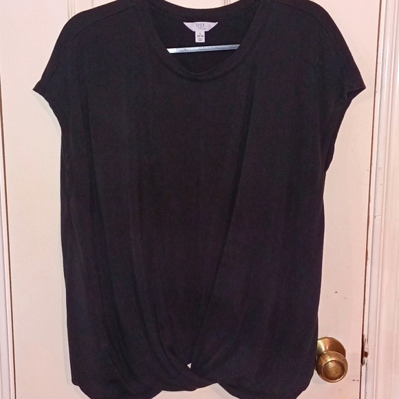 Time and Tru Tops - Women's Twist Top